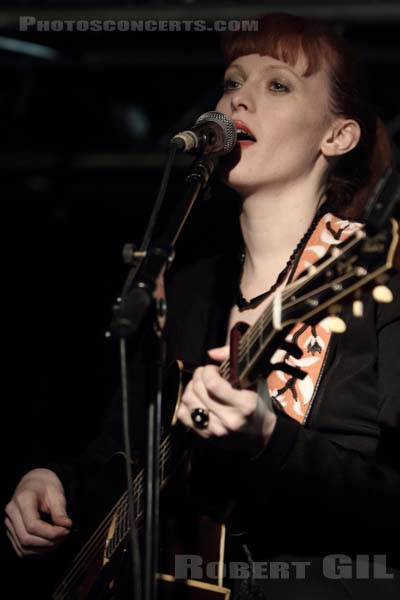 KAREN ELSON - 2010-09-24 - PARIS - La Boule Noire - 